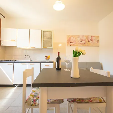 Apartment Con Veranda, Parcheggio E Wi-fi